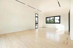 Mount Sinai Lane (D10), Detached #504059871